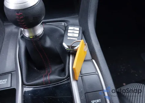 2017 Honda Civic Si z USA, uszkodzony, nr VIN 2HGFC1E52HH702440